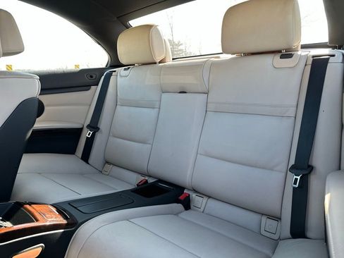 Used 2013 BMW 328i Convertible image 23