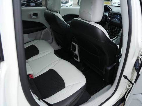 Used 2018 Jeep Compass Latitude w/ Popular Equipment Group image 24