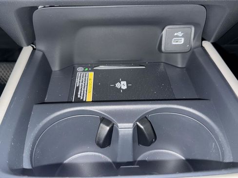 Used 2025 Honda HR-V EX-L image 19