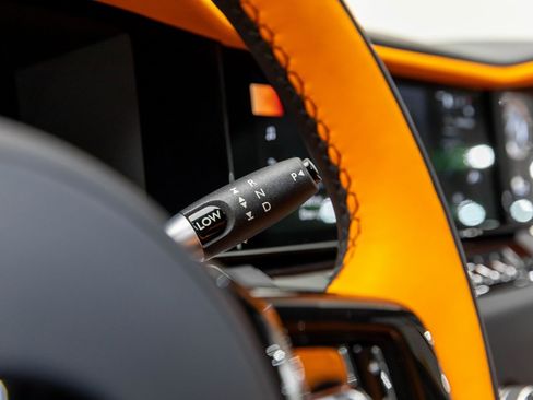 New 2026 Rolls-Royce Cullinan image 21