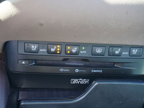 Used 2021 Lexus ES 350 Ultra Luxury w/ Accessory Package image 15