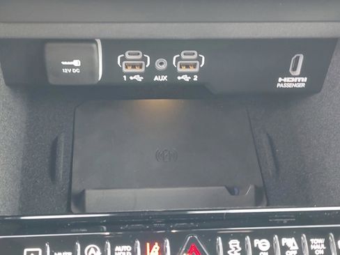 New 2025 Jeep Grand Wagoneer Series II Obsidian w/ Quick Order Packagew 28T image 18