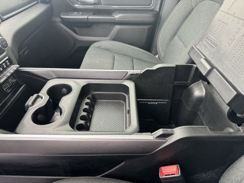 Used 2019 RAM 1500 Big Horn image 22