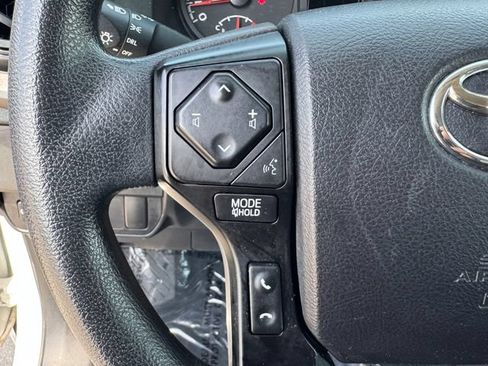Used 2022 Toyota Tacoma SR RWD image 22