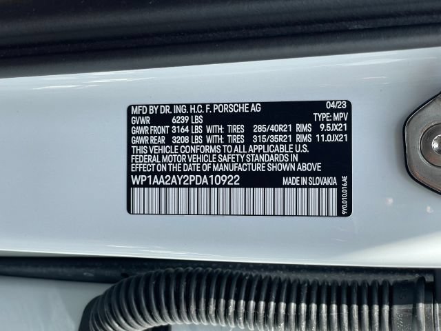Used 2023 Porsche Cayenne AWD/4WD image 49