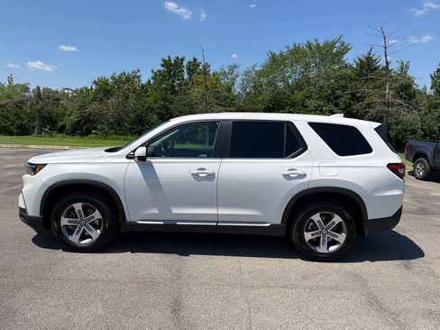 Used 2023 Honda Pilot EX-L image 2