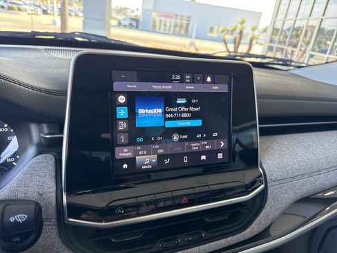 Used 2022 Jeep Compass Latitude w/ Sun and Sound Group image 25