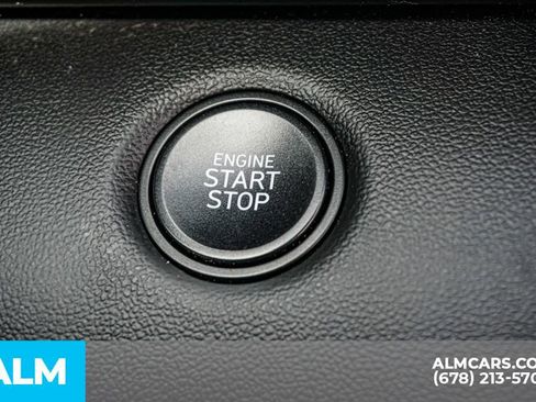 Used 2025 Hyundai Elantra Sport image 43