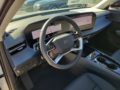 New 2026 Audi Q3 quattro 2.0T AWD/4WD image 7