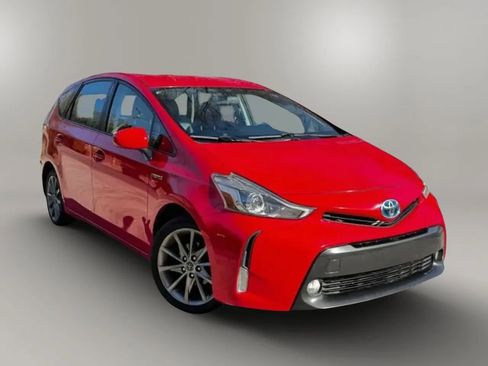 Used 2015 Toyota Prius V Five FWD image 8