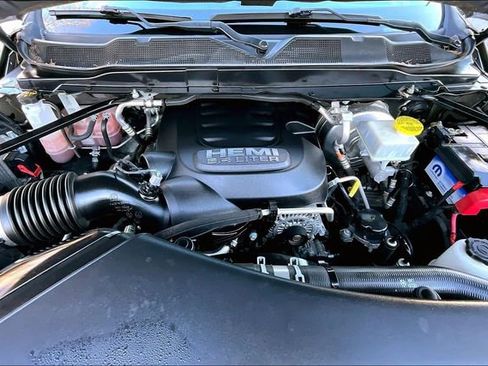 Used 2019 RAM 2500 Big Horn image 9