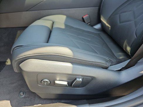 New 2026 BMW 540i xDrive image 29