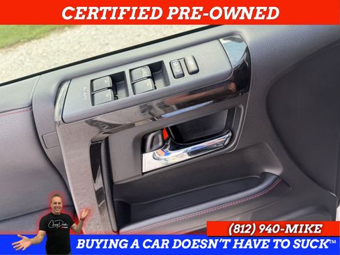 Used 2018 Toyota 4Runner TRD Off-Road Premium AWD/4WD image 24