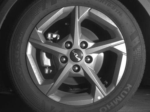 Used 2025 Kia K4 LXS image 12