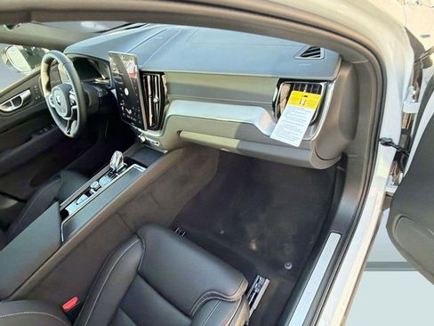 New 2026 Volvo XC60 B5 Ultra w/ Climate Package AWD/4WD image 30