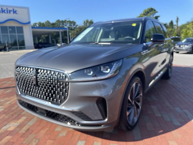 Used 2025 Lincoln Aviator Reserve w/ Illumination Package RWD image 1