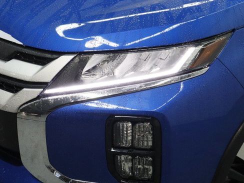 New 2026 Mitsubishi Outlander Sport ES image 2