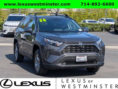 Used 2024 Toyota RAV4 XLE FWD image 3