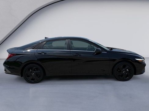 New 2026 Hyundai Elantra SEL Sport Premium FWD image 6