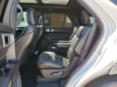 Used 2020 Ford Explorer ST w/ ST Street Pack AWD/4WD image 12