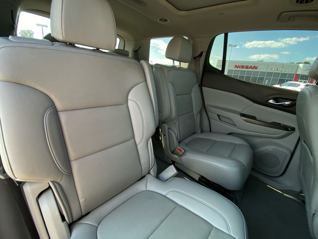 Used 2021 GMC Acadia SLT AWD/4WD image 18