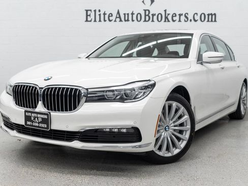 Used 2018 BMW 740i xDrive AWD/4WD image 61