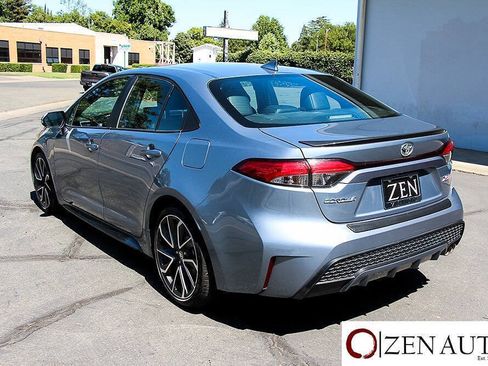 Used 2020 Toyota Corolla XSE FWD image 6