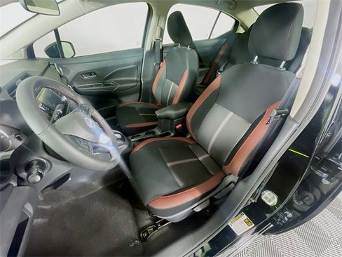 New 2025 Nissan Versa SR w/ Trunk Package image 13