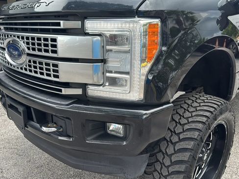 Used 2019 Ford F250 Platinum AWD/4WD image 39