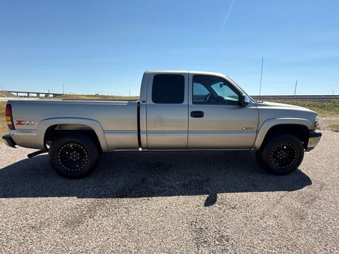 Used 2001 Chevrolet Silverado 1500 LT w/ Ride Control Suspension Pkg image 6