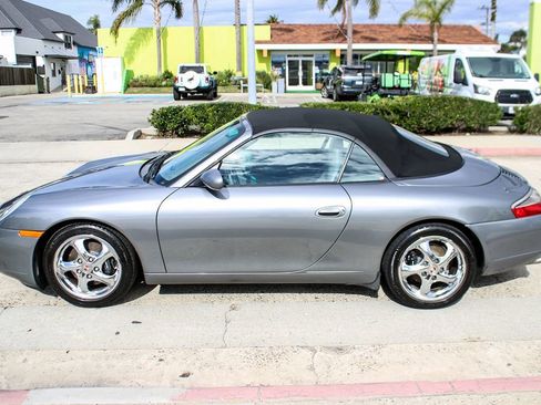 Used 2001 Porsche 911 Cabriolet image 12