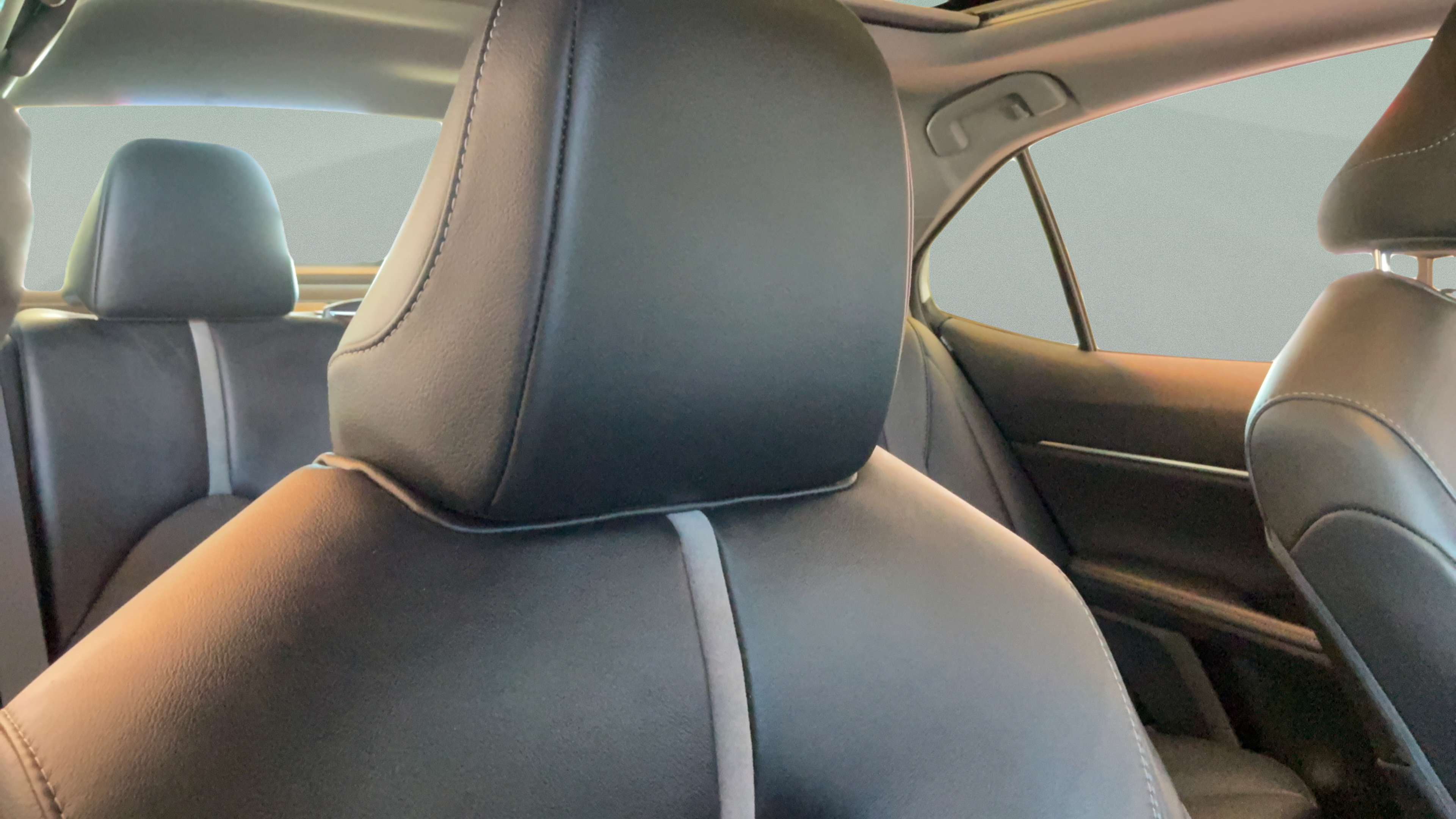 Used 2020 Toyota Camry XSE FWD image 41