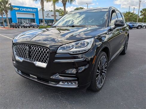 Used 2023 Lincoln Aviator Black Label w/ Dynamic Handling Package image 8