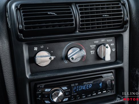 Used 1996 Ford Mustang GT image 29