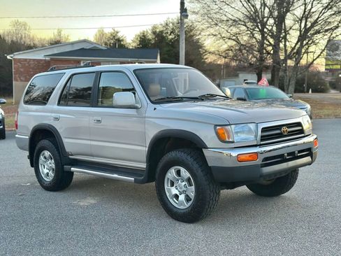 Used 1997 Toyota 4Runner SR5 image 7