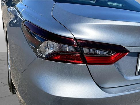 Used 2024 Toyota Camry LE w/ Convenience Package FWD image 28