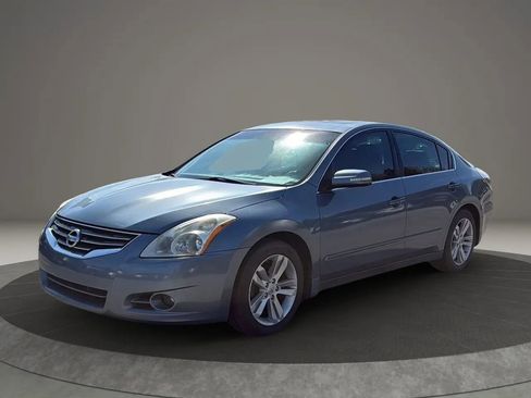 Used 2012 Nissan Altima 3.5 SR w/ Sport Pkg image 17