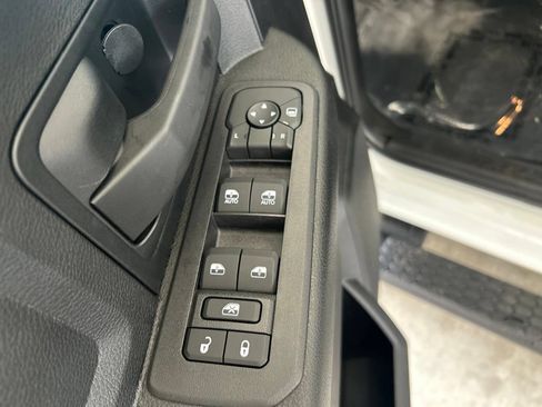 Used 2025 RAM 2500 Tradesman AWD/4WD image 39