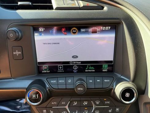 Used 2017 Chevrolet Corvette Stingray Coupe image 16