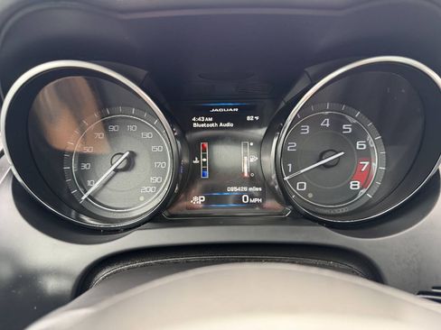 Used 2015 Jaguar F-TYPE R RWD image 14