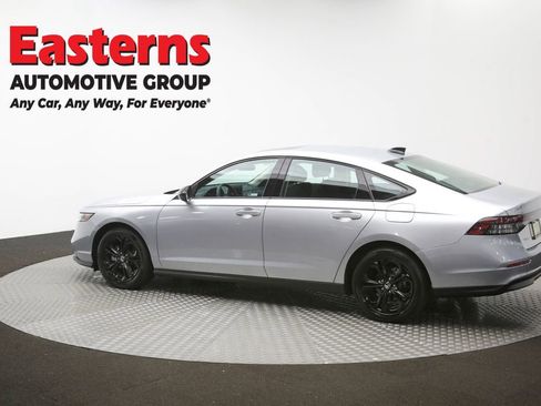 Used 2025 Honda Accord SE image 64