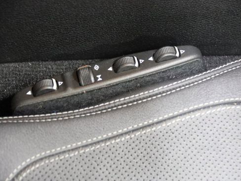 Used 2013 Mercedes-Benz E 550 Cabriolet image 60