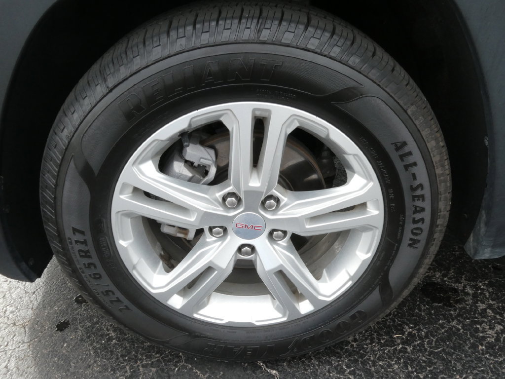 Certified 2024 GMC Terrain SLE AWD/4WD image 11
