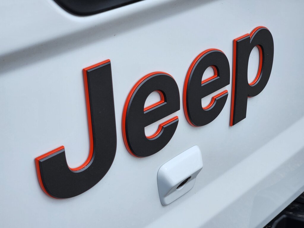 New 2026 Jeep Gladiator Mojave AWD/4WD image 11
