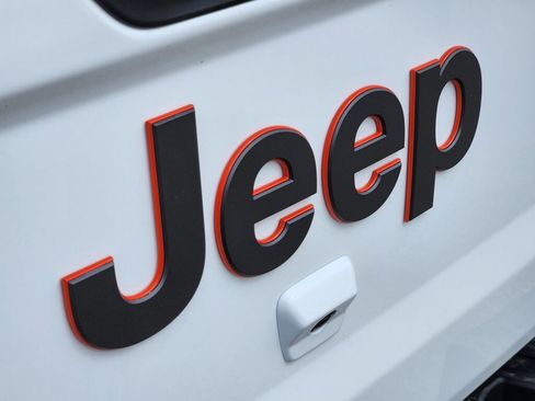 New 2026 Jeep Gladiator Mojave AWD/4WD image 11