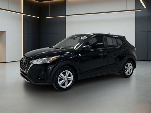Used 2024 Nissan Kicks S FWD image 1