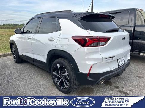 Used 2021 Chevrolet TrailBlazer RS w/ Sun and Liftgate Package FWD image 5