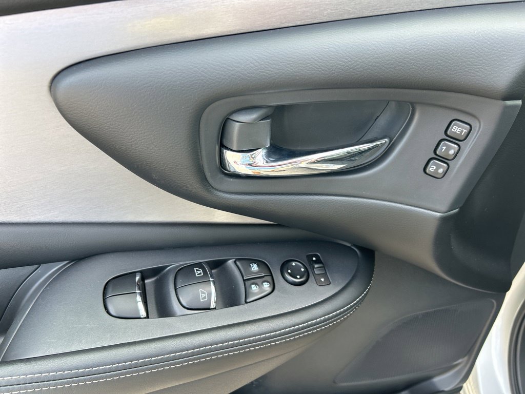 Certified 2024 Nissan Murano SL FWD image 20