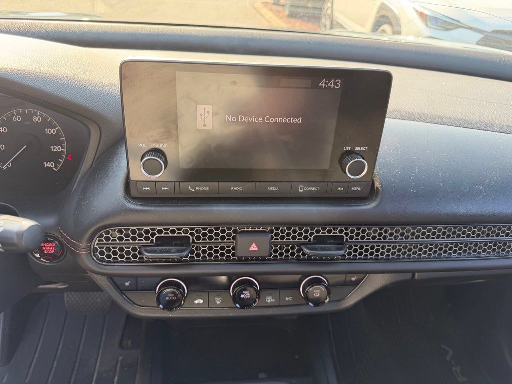 Used 2024 Honda HR-V Sport image 27