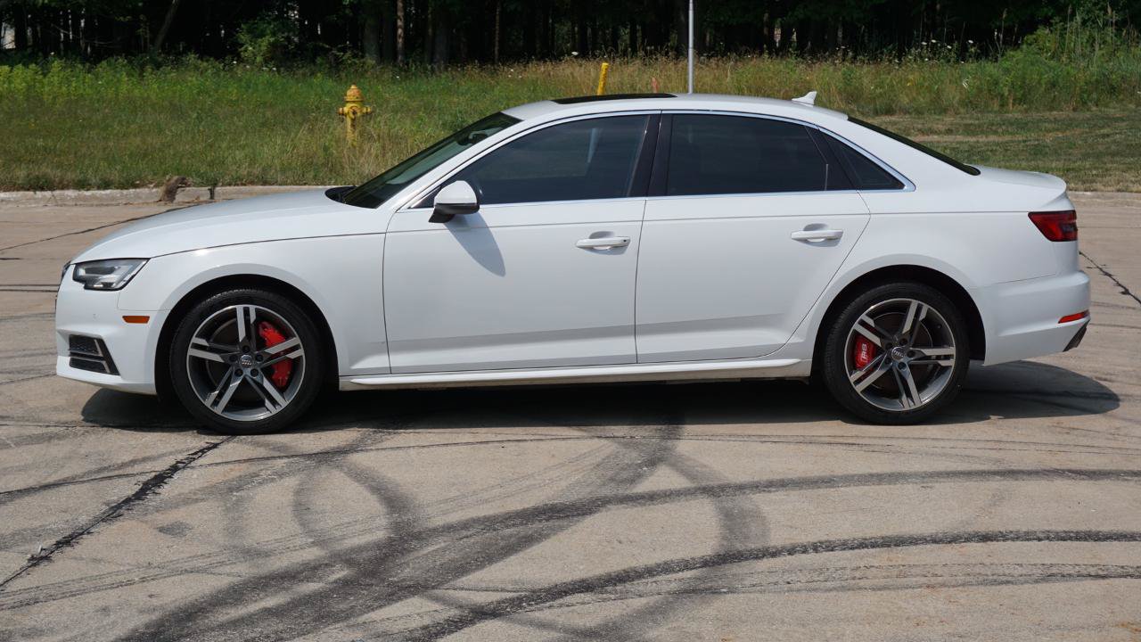 Used 2017 Audi A4 2.0T Premium Plus w/ Premium Plus Package AWD/4WD image 2